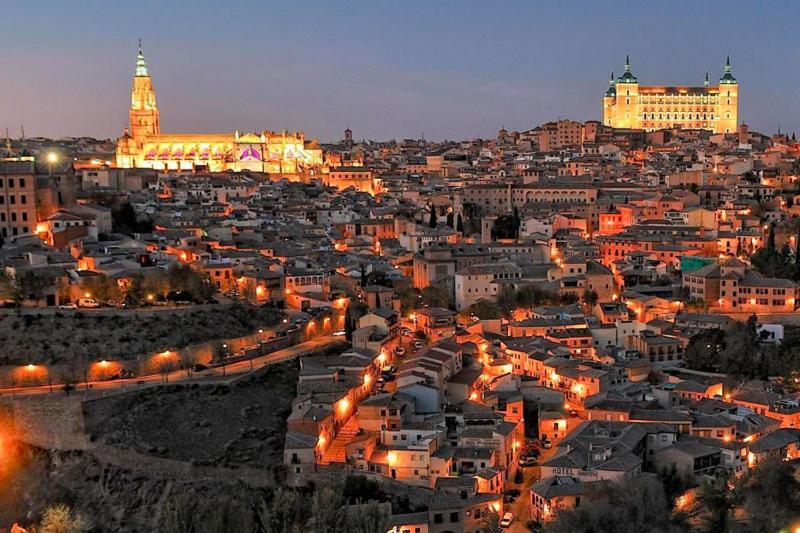 Toledo Ciudad De Las Tres Culturas , Un Lugar Para Disfrutar Todas Las Familias Con Sus Hijos " Desayuno Incluido" Villamiel de Toledo Exterior photo